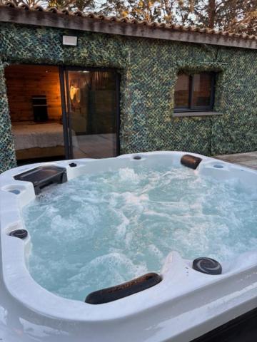 Cabane And Spa Agde Zewnętrze zdjęcie